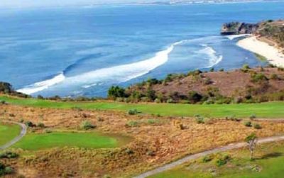 Sensasi Staycation di New Kuta Golf Sembari Menikmati Panorama Samudera Hindia