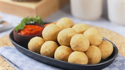 6 Cara Bikin Tahu Bulat Rumahan yang Mengembang Sempurna