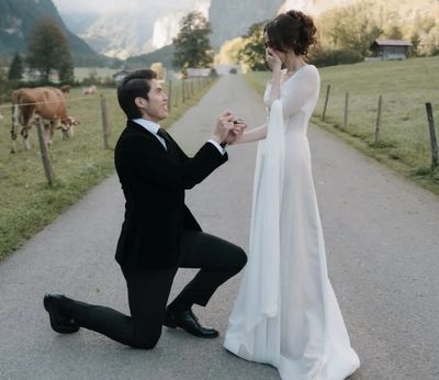 Potret Busana Lamaran Syifa Hadju dan El Rumi di Swiss Curi Perhatian, Elegan nan Romantis!