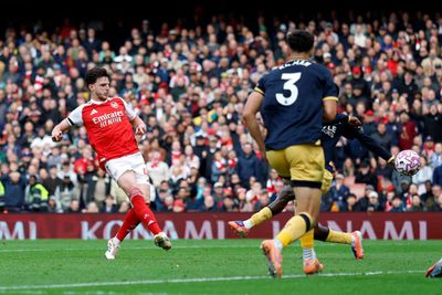 Declan Rice Bawa Arsenal Menang di Laga ke-300 Mikel Arteta Sebagai Pelatih