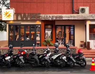 Twee Hander Coffee & Eatery, Tempat Nyaman untuk Menikmati Cita Rasa Asli Sepanjang Hari