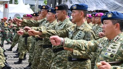 Tentara Nasional Indonesia Perkenalkan Seragam Pakaian Dinas Lapangan Baru dalam HUT ke-80 TNI