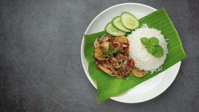 Nasi Pecel Madiun: Kuliner Khas yang Menggugah Selera