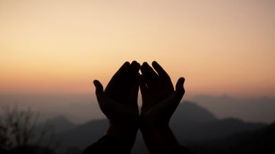 Peran Doa dalam Mencari Ketenangan Hidup