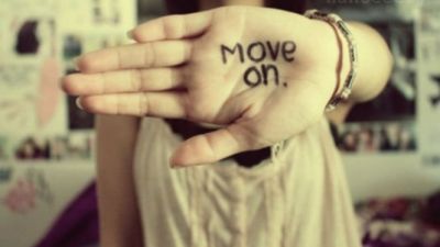 Zodiak yang Sulit Move On dari Mantan Pasangan