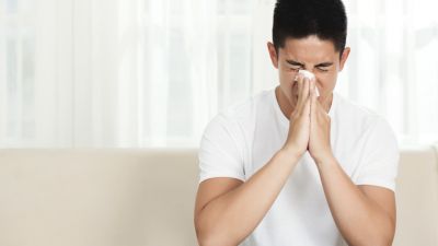 Cara Mengatasi Batuk Pilek di Musim Perubahan Cuaca