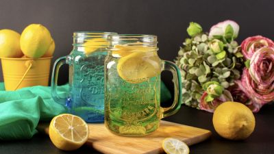 Perbandingan Kesehatan antara Soda dan Minuman Herbal