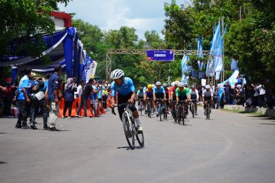 Tim Balap Sepeda Lampung Tunjukkan Performa Gemilang di Pornas Korpri XVII Palembang