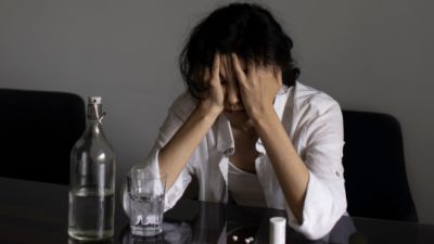 Memahami Obsessive Compulsive Disorder (OCD): Gejala, Ciri, dan Penanganan