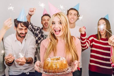 111 Caption Sweet Seventeen Bahasa Inggris, Artinya Aesthetic!