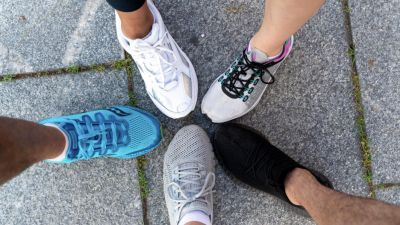 Perbedaan Antara Sepatu Running dan Sepatu Training: Pentingnya Memilih yang Tepat