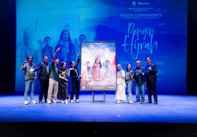 Steffi Zamora hingga Endy Arfian Pengin Hijrah ke Uzbekistan, Intip Sinopis Lengkapnya!