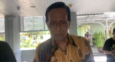 Jawaban Santai Sultan HB X Soal Insiden Mobilnya Disalip Rombongan Diduga Kementerian AHY: Saya Memang Tak Pernah Pakai Pengawalan Kalau Bukan Acara