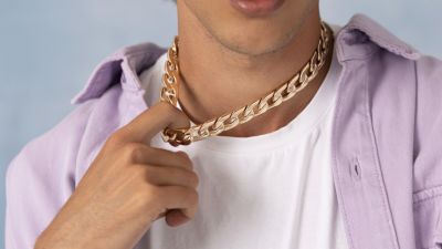 Kalung Tipis: Aksesori Penting untuk Tampil Stylish