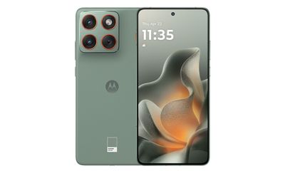 Motorola X70 Air Resmi Meluncur: Lebih Tipis dari iPhone Air, Baterai Awet, dan Pengisian Super Cepat