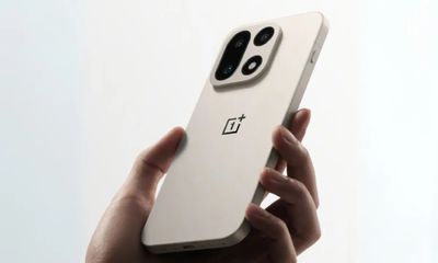 OnePlus 15 Resmi Hadir dengan Layar OLED 165Hz Pertama di Dunia, Siap Jadi Standar Baru Smartphone Flagship