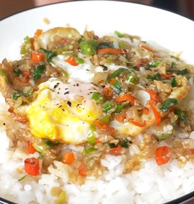 Masak Cepat tapi Nikmat? Cobain Resep Telur Oseng Bawang Ini!