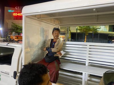 Bikin Resah Pengunjung, ODGJ di Depan Kedai Kopi Banda Aceh Langsung Diamankan Satpol PP