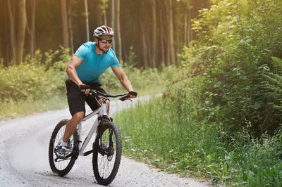 111 Caption Gowes Sepeda Bahasa Inggris, Singkat dan Lucu!