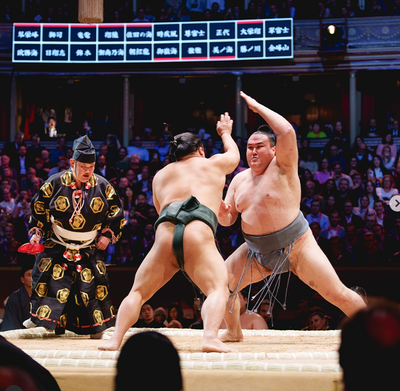 Langka! Kedua Kali dalam Sejarah 1.500 Tahun, Turnamen Sumo Digelar di Luar Jepang