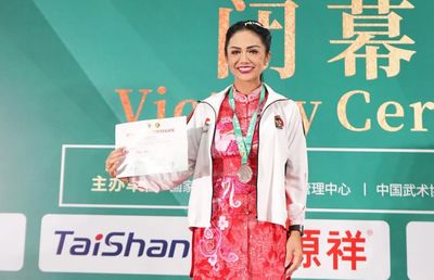 Bangga! Kris Dayanti Bawa Pulang Medali Perak di Kejuaraan Dunia Wushu 2025