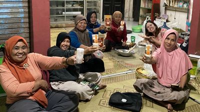 Mahasiswa UGM Dorong Pemberdayaan PKK Lestari Dusun Ngalian lewat Produk Olahan Empon-Empon