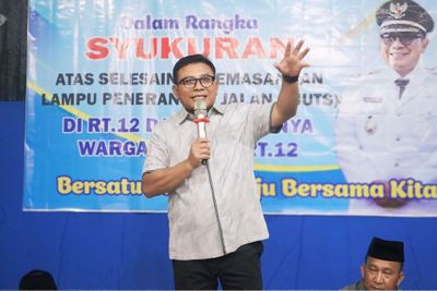 Wali Kota Samarinda Penuhi Janji, 20 PJUTS Jadi Kado Bahagia Warga Lok Bahu