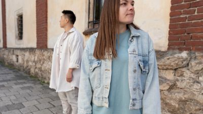 Inspirasi Outfit Denim untuk Setiap Kesempatan