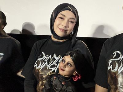 Sudah Berhijrah, Celine Evangelista Ungkap Alasan Ragu Tayangkan Film Danyang Wingit Jumat Kliwon