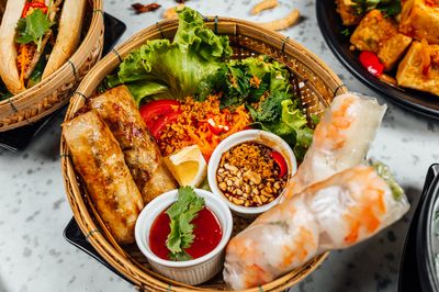 7 Makanan Khas Vietnam yang Wajib Kamu Coba Sekali Seumur Hidup