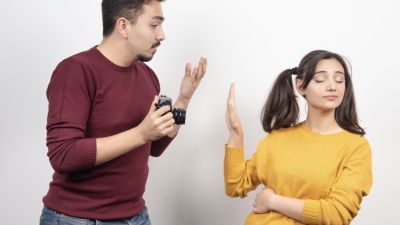 Fenomena Ghosting dalam Hubungan Asmara: Memahami Alasan dan Dampaknya