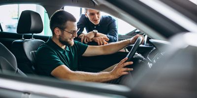 Test Drive Itu Penting! Ini 5 Alasannya Sebelum Membeli Mobil