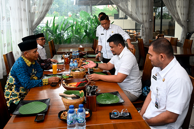 Bobby Nasution dan Muhammadiyah Bahas Dukungan Pemerintah untuk Pesantren di Sumut