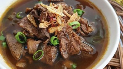 Menikmati Cita Rasa Autentik Rawon Surabaya
