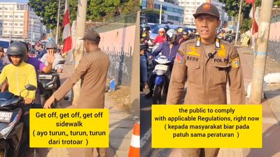 Gak Kaleng-Kaleng! Petugas Satpol PP Tegur Pemotor dengan Bahasa Inggris