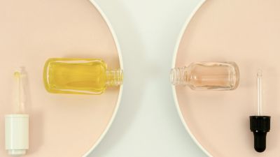 Perbandingan Antara Retinol dan Serum Vitamin C: Apa yang Perlu Diketahui?