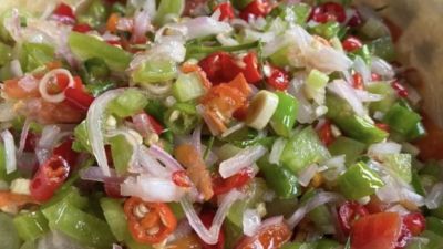 Sambal Dabu-Dabu: Pedas dan Segar dari Manado
