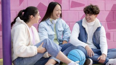 Inspirasi OOTD untuk Mahasiswa: Gaya yang Lagi Hits di Kampus