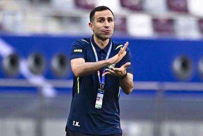 Timur Kapadze Terharu Dapat Dukungan dari Suporter untuk Melatih Timnas Indonesia