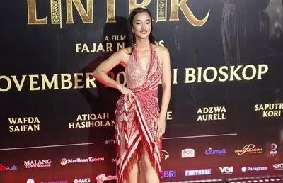 Atiqah Hasiholan Tak Takut Stereotipe, Total Perankan Dukun Pelet di Sosok Ketiga: Lintrik