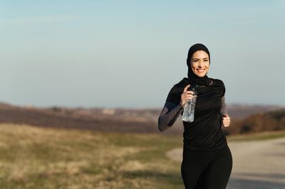 111 Caption Jogging Lucu Bahasa Inggris, Singkat Aesthetic!