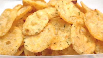 Resep Kerupuk Nasi Kukus, Camilan Hemat Budget Cocok Untuk Di Dapur