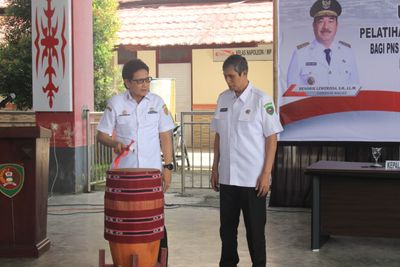 Sekretaris Daerah Maluku Tutup Pelatihan Kepemimpinan Administrator, Begini Pesannya