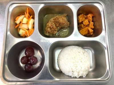 Evaluasi Satu Tahun MBG Marak Keracunan, Pakar Gizi UGM Minta Hentikan Penggunaan Ultra Processed Food