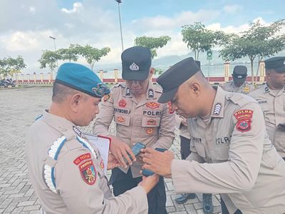 Perangi Judi Online, HP Polisi-ASN di Maluku Dicek