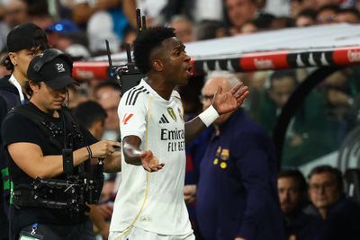 Xabi Alonso Gak Mau Ambil Pusing Vinicius Jr Kesal saat Diganti di Laga El Classico
