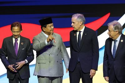 Presiden Prabowo Ajak ASEAN Tetap Bersatu di Tengah Dunia yang Terpecah