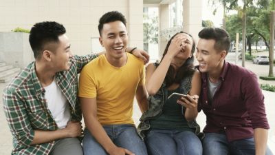 Dampak Negatif dari Kebiasaan Membandingkan Diri dan Cara Mengatasinya