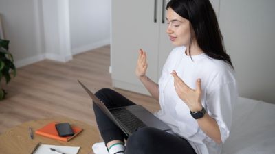 Kesejahteraan Digital: Tantangan dan Strategi di Era Modern