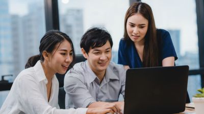 Mendapatkan Proyek Online: Lima Strategi Efektif